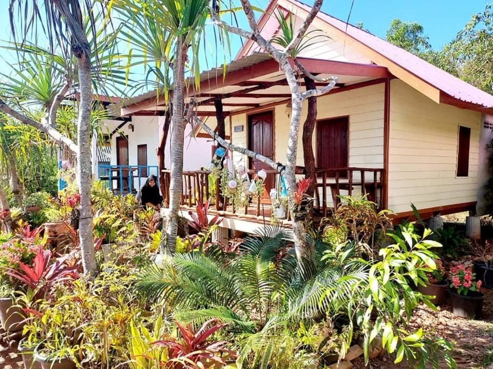 Blue Sky Bungalow ジュム島 エクステリア 写真
