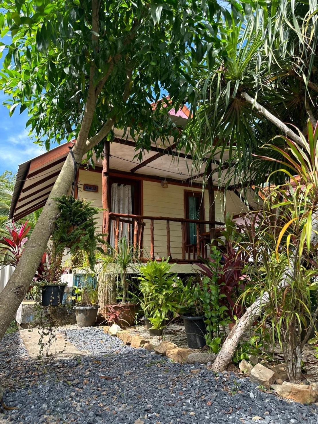 Blue Sky Bungalow ジュム島 エクステリア 写真