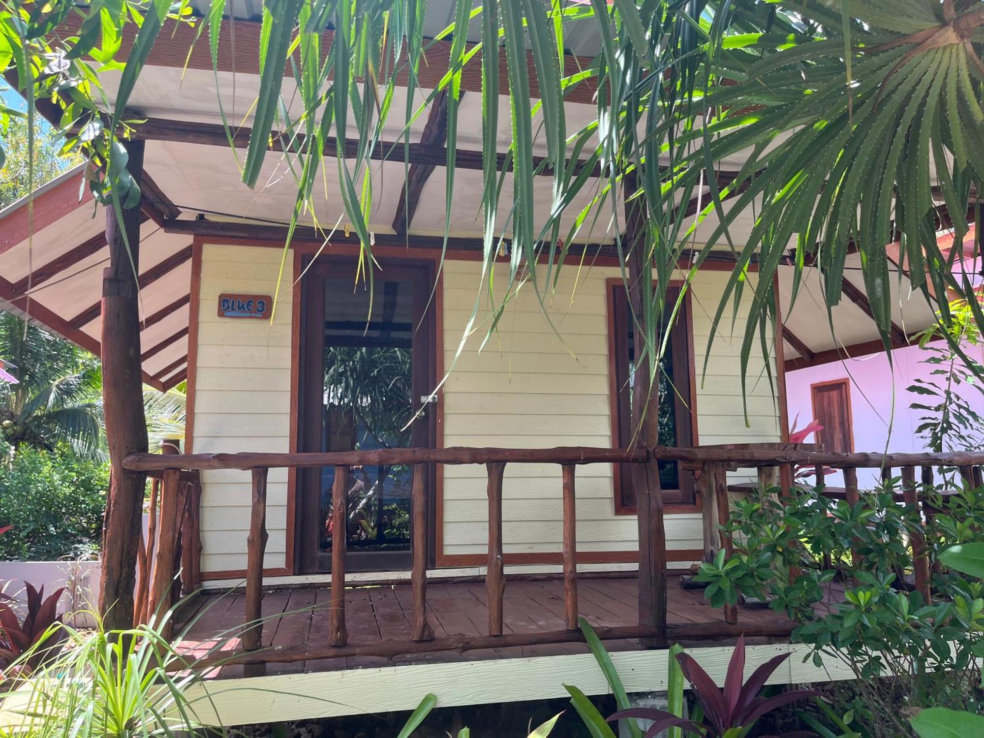 Blue Sky Bungalow ジュム島 エクステリア 写真